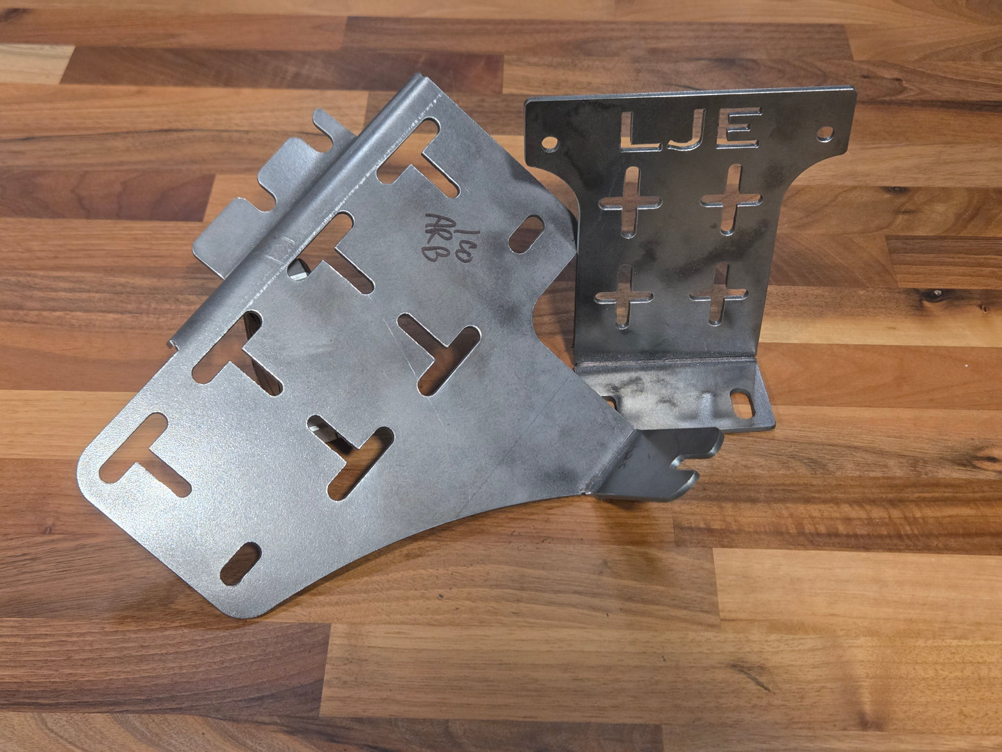 100 Series ARB Compressor Engine Bay Mount