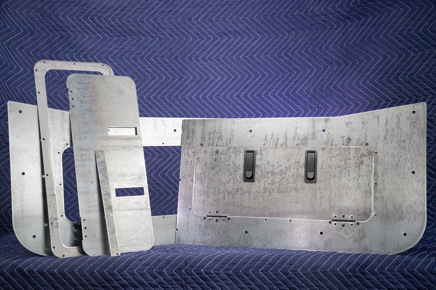 TAG 80/100 Series Tailgate Storage Kit