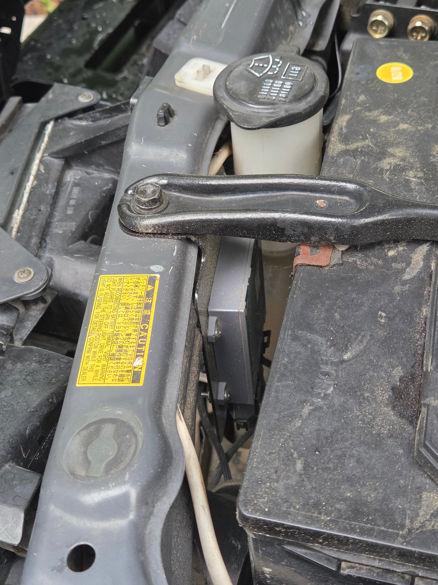 100 Series Morimoto HID Ballast Mount