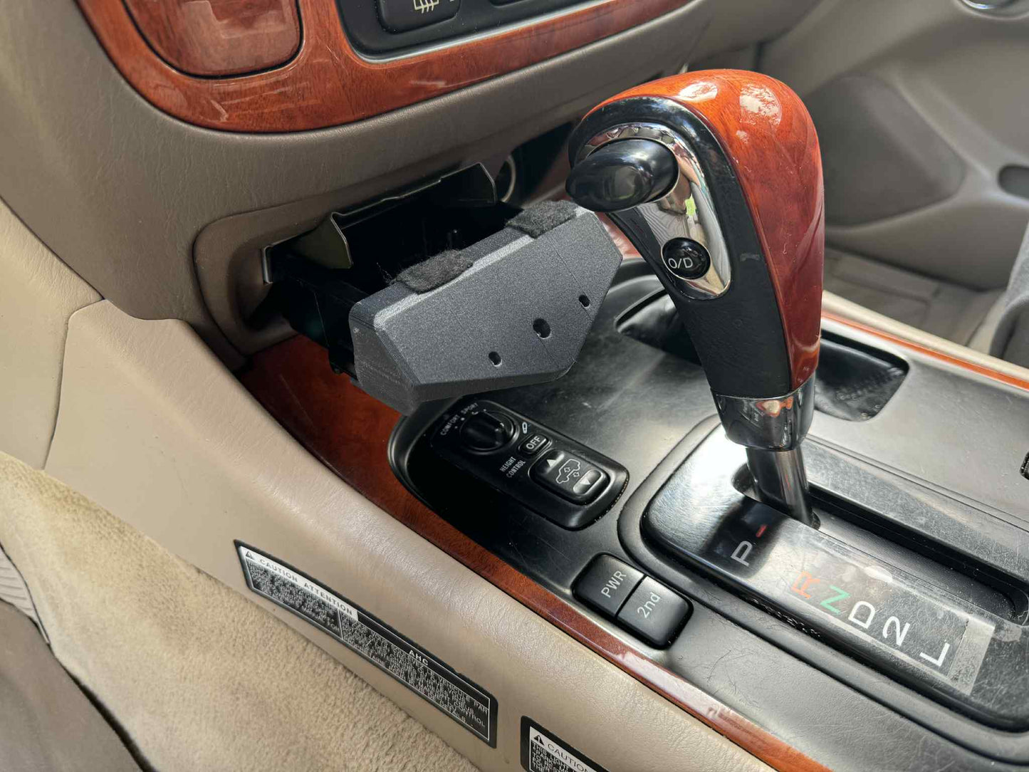 RAM Ball Ashtray Mount for 100 Series Landcruiser/LX470