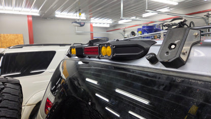 NIGHTHAWK: 100 Series Landcruiser/LX470 Chase Light & Wolfbox Camera Mount | 1998-2007
