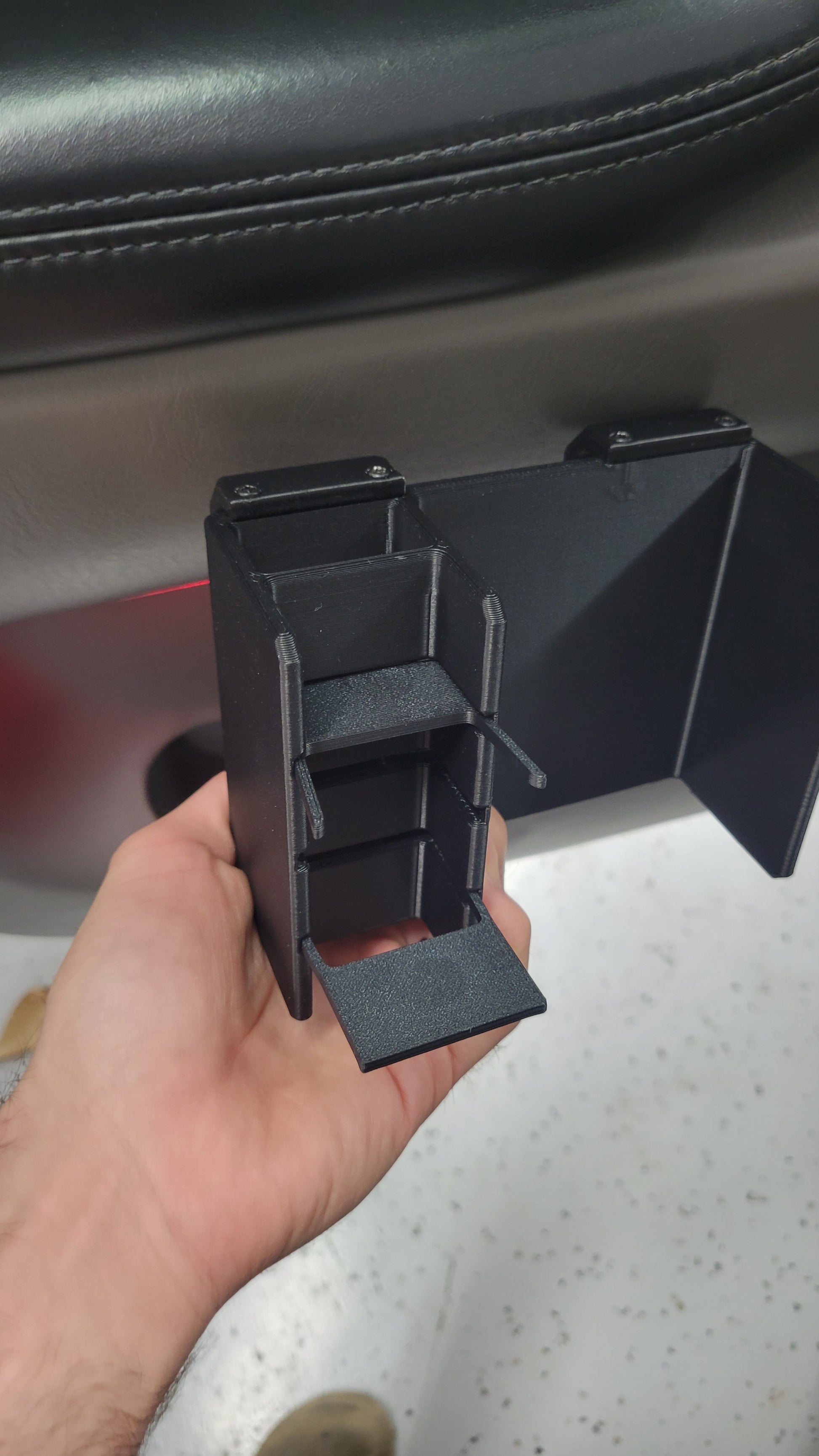 Adjustable organizer for door pocket landcruiser LX470